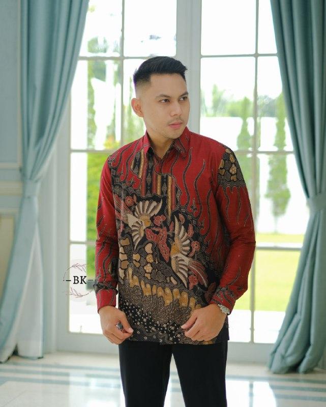 Gambar baju batik pria - kemeja batik pria - kemeja kantor - dewi sri - kemeja merah, M dari Bimasakti_NEW undefined Tokopedia