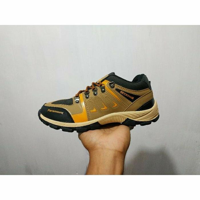 Gambar Beckham Paramount Sepatu Gunung Pendek Hitam 39-40 Outdoor Hiking Kualitas Bagus Real Pic Size 39-43 - coklat, 39 dari GSS Store Mjk undefined Tokopedia