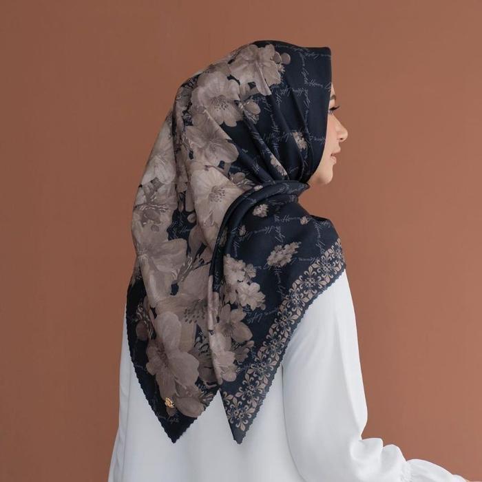 Gambar LQ - Hijab Voal Motif Laser Cut Murah - motif dari Lamqi Collection undefined Tokopedia
