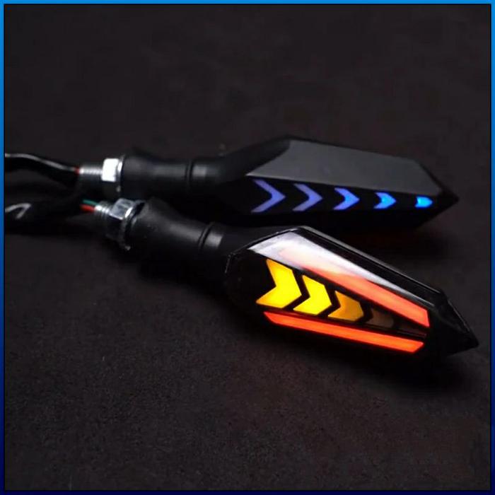 Gambar Lampu Sen Panah Sein Panah Asmara Running 2 Sisi Universal - Merah dari Lyon Shop Variasi undefined Tokopedia