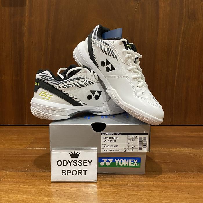 Sepatu Badminton Yonex 65 Z Men Kento Momota (White Tiger) 40