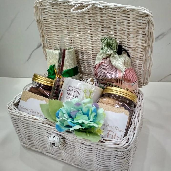 Gambar hampers lebaran premium/ramadhan/idul fitri/parsel lebaran ready dari Vaganza Kids undefined Tokopedia