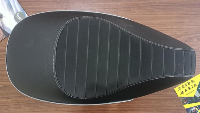 Gambar Jok Single Seat Virtu Model Carbon dari Dian vespa workshop undefined Tokopedia