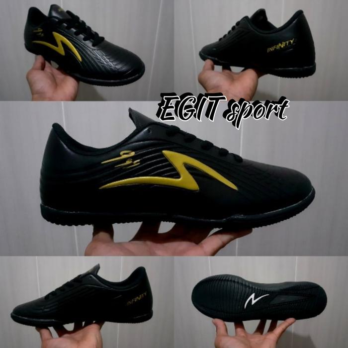 Gambar SEPATU FUTSAL - Black Gold99, 39 dari TOKO EGIT SPORT undefined Tokopedia