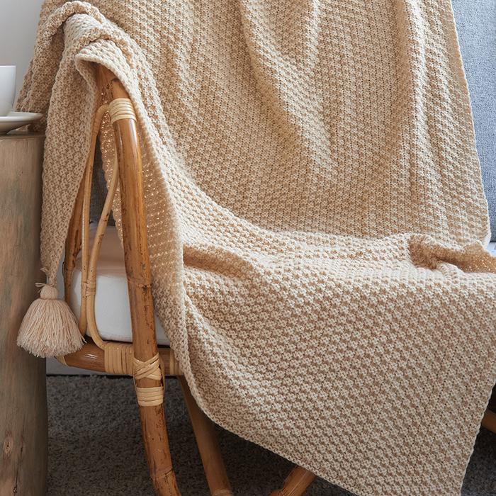 Gambar NORDIC Knitted Throw Blanket | Selimut Rajut Gaya Nordic 130x170cm - Cream dari Kabina Living undefined Tokopedia