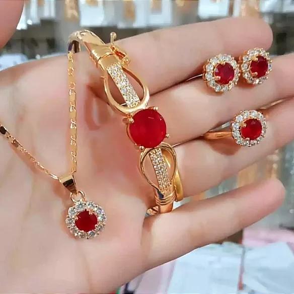 Gambar Set Perhiasan Wanita Dewasa Mewah Satu Set Perhiasan Titanium - Merah dari Yuli-Acc undefined Tokopedia