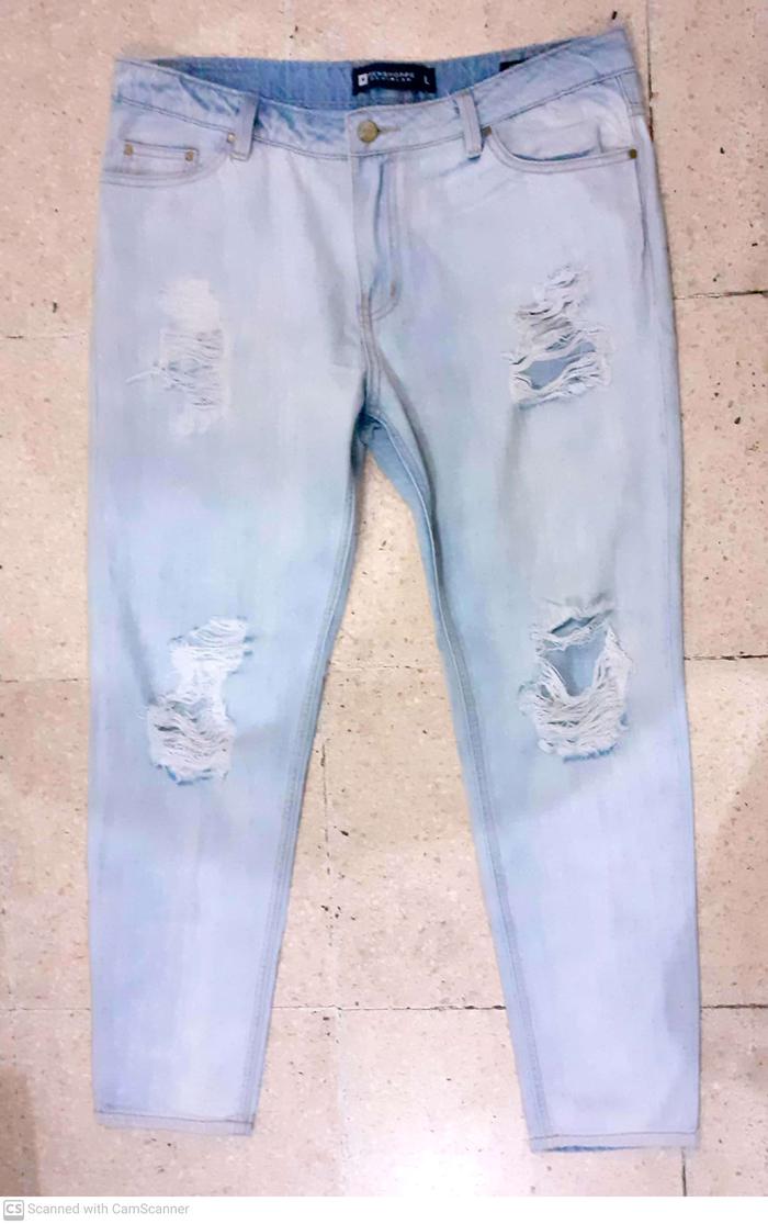 Gambar 095 - Ripped Jeans Penshoppe Preloved dari Chacaca Thrift undefined Tokopedia