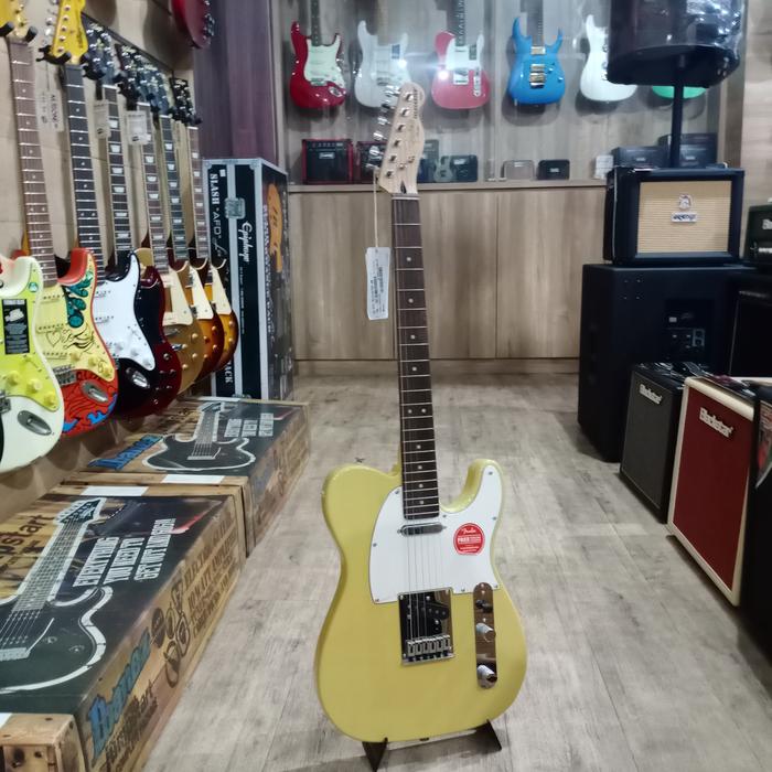 Gambar Squier by Fender SQ STD TELECASTER RW VBL Electric Guitar dari DeBeat Bali undefined Tokopedia