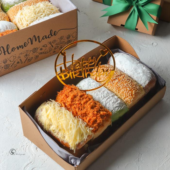 Gambar Roti Manis Bermacam Rasa dalam 1 box / Cocok untuk segala acara - Kecil dari Stelette Cake_NEW undefined Tokopedia