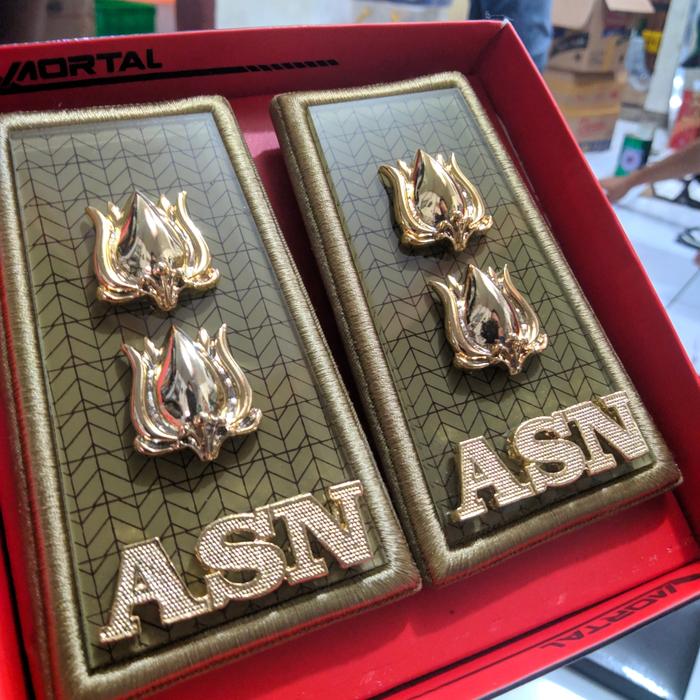 Gambar PANGKAT ASN SUMSEL SUMATERA SELATAN 4A LIS MERAH - LIS KHAKI - Lis Khaki dari Pangkat MilitaryExclusive undefined Tokopedia