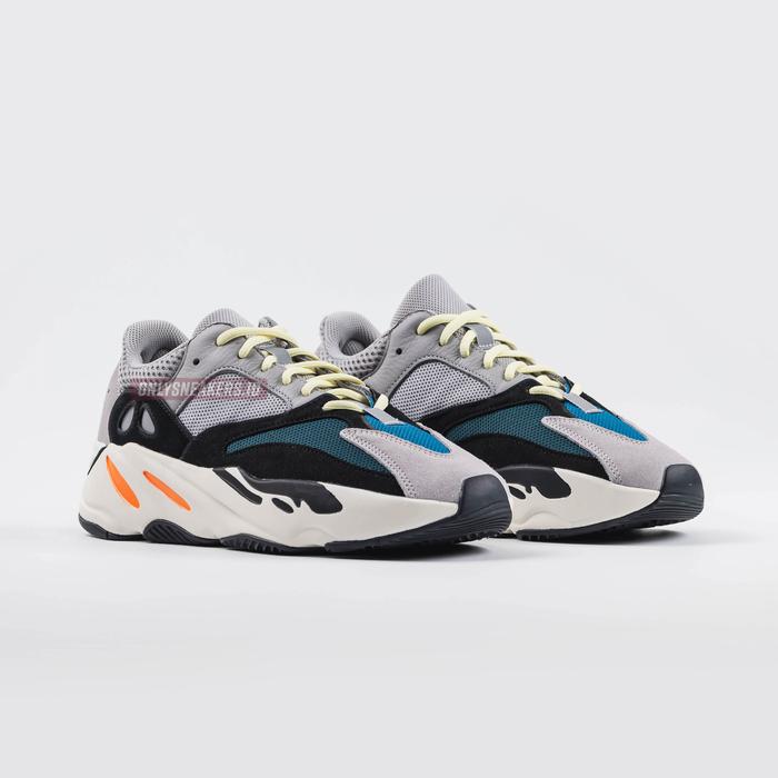 yeezy 700 logo