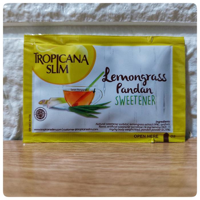 Gambar Tropicana Slim Sweetener Sachet - Lmngrass Pandan dari The Sachets undefined Tokopedia