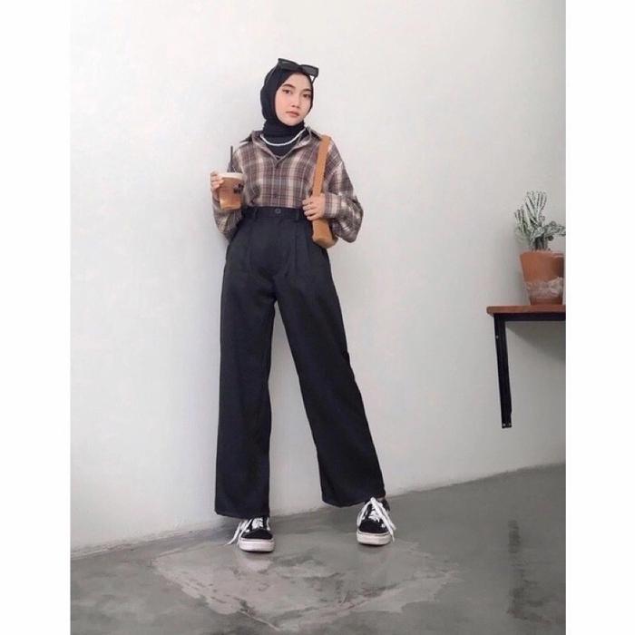 Ayollar poyabzal kiygan yigitlar porno