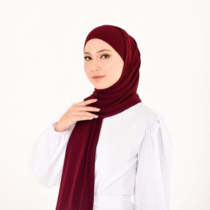 Gambar Jilbab Pashmina Viral Aunty Uti Fuji Hijab Pasmina Melayu Jersy - Maroon dari eRsyah Gallery undefined Tokopedia