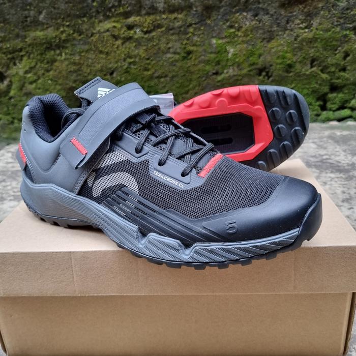 Jual sepatu MTB Adidas Fiveten Trailcross CL Clipless Clip in