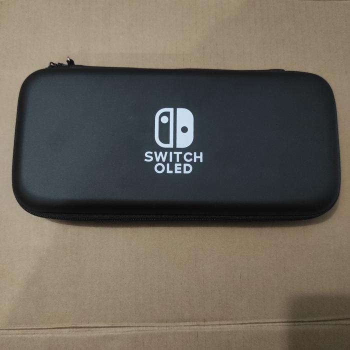 Gambar NINTENDO SWITCH CARRY CASE / POUCH - Hitam dari WISNU GAME undefined Tokopedia