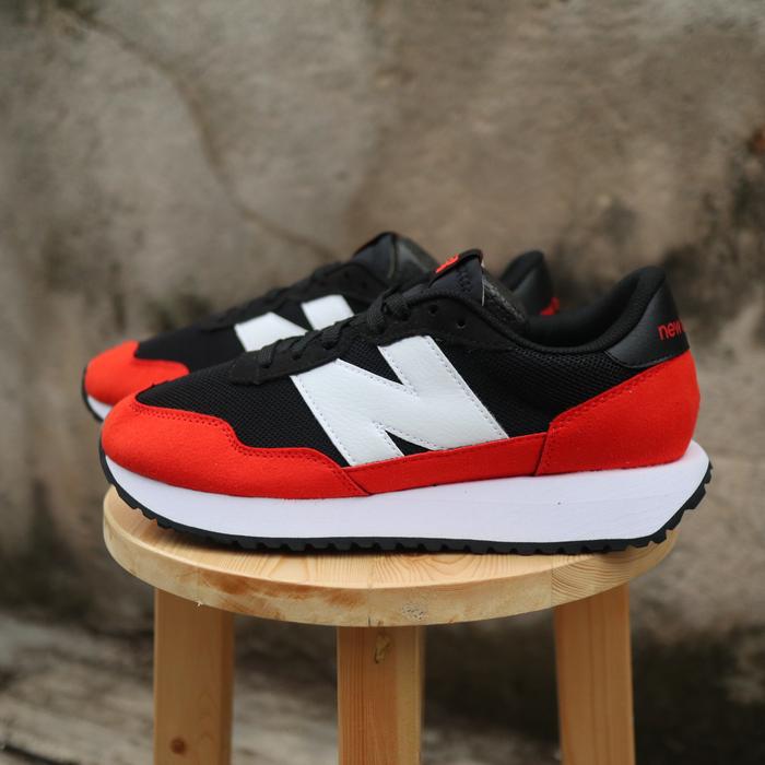 Jual New Balance 237 Black Red 