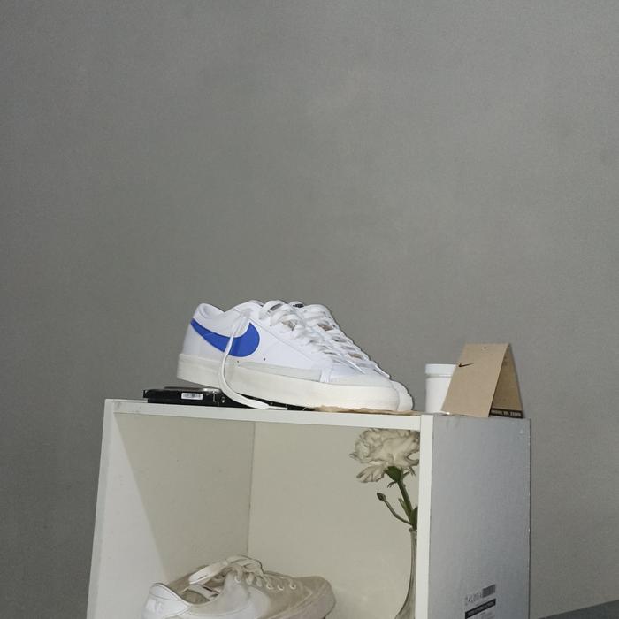 nike blazer low navy