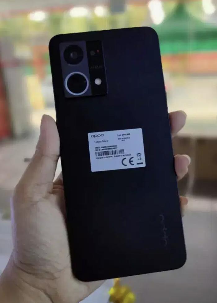 Gambar Oppo Reno 7 4g garansi resmi Original OPPO - Hitam dari Banana_Gadget undefined Tokopedia