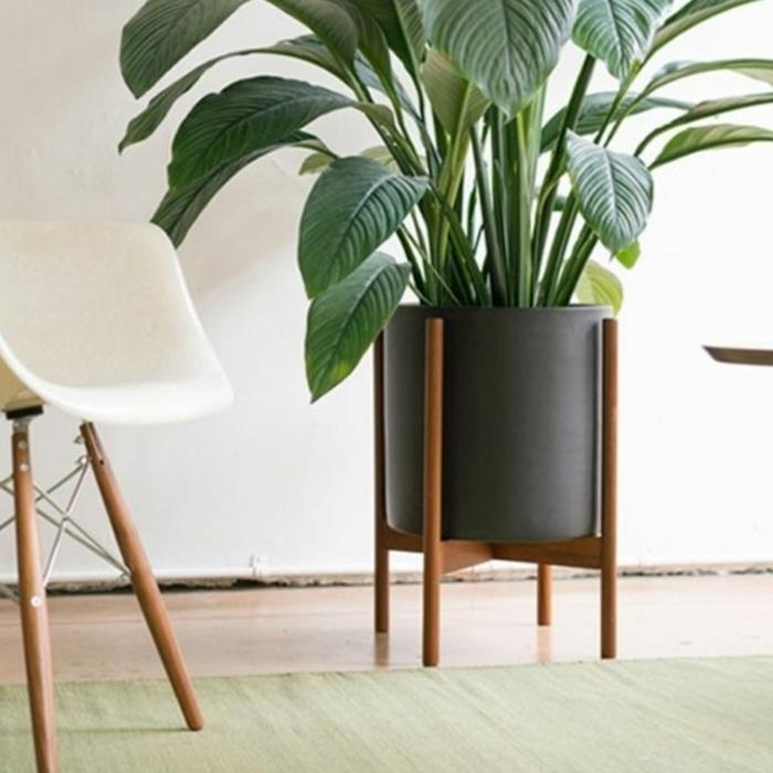 Gambar pot besar /pot terrakota 30 cm/pot tanah liat ( Include Standing Kayu - Hitam, 25 dari SENTRA.STORE undefined Tokopedia