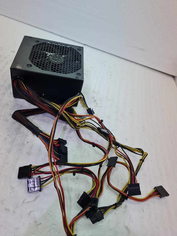 Alimentation PC Antec VP450P - 450 Watts - ATX - Module D'occasion Fonctionnel