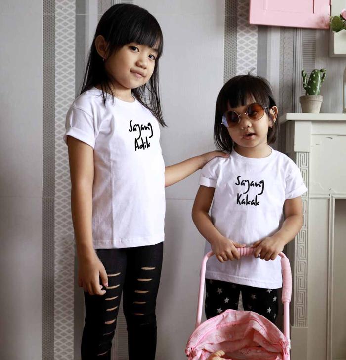 Gambar Zeskey t shirt kaos anak bayi perempuan laki premium katun tebal ta2 - PUTIH SYG KAKAK, L dari JOPPERSIDE undefined Tokopedia
