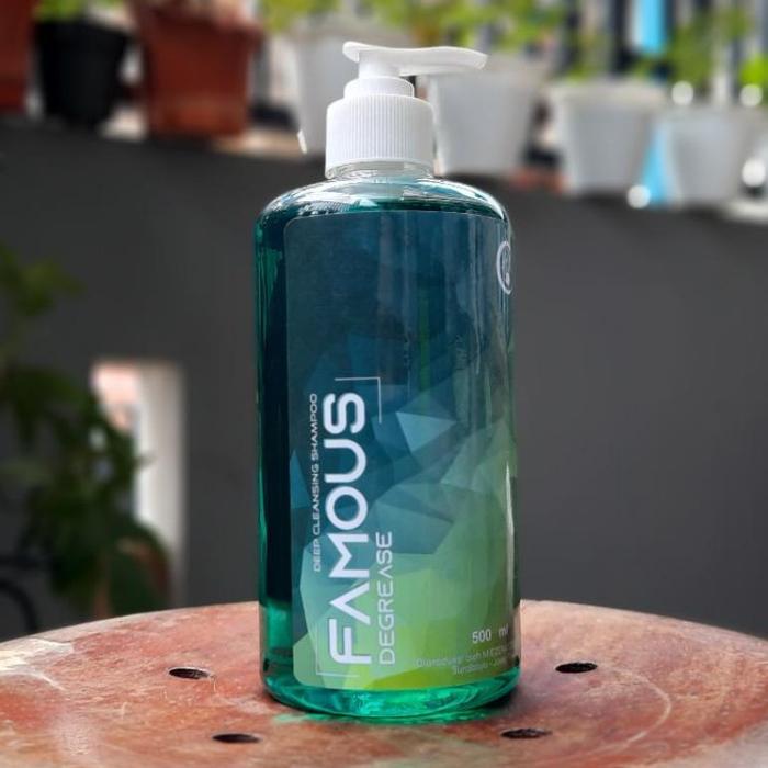 Gambar New! kit Grooming Kucing Shampoo Luminous & Degrease Famous Miezekatze - Degrease Famous, 500ml dari AlphaMartt undefined 5 Tokopedia