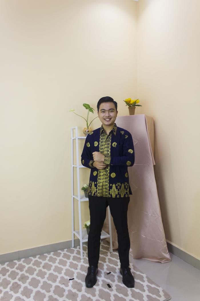 Gambar Baju Batik Songket Palembang Motif Cantik Manis Hitam ( Bisa Couple ) - Pria dari Songket PaSH Official Store undefined Tokopedia