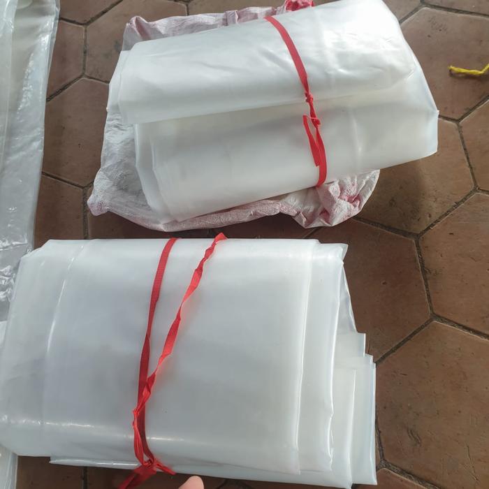 Gambar PLASTIK UV 7x4METER 200MICRON TANPA SAMBUNGAN Cocok untuk Green House Kolam Ikan Atap Cor Jemur Panen Pagar Tutup Bata & Kebun Tanaman Budidaya Hidroponik dari afnanstore12 undefined Tokopedia