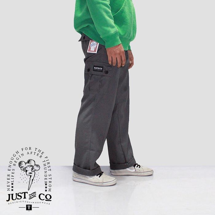 Gambar Celana Cargo Panjang Standar Pria Original JustandCo Hitam - Hitam, 28 dari justandco undefined 5 Tokopedia