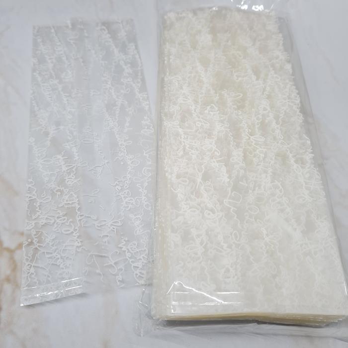 Gambar Plastik bungkus cookies / goodie bag biskuit permen / food packaging - motif tulisan, plastic only dari etc shopline undefined Tokopedia