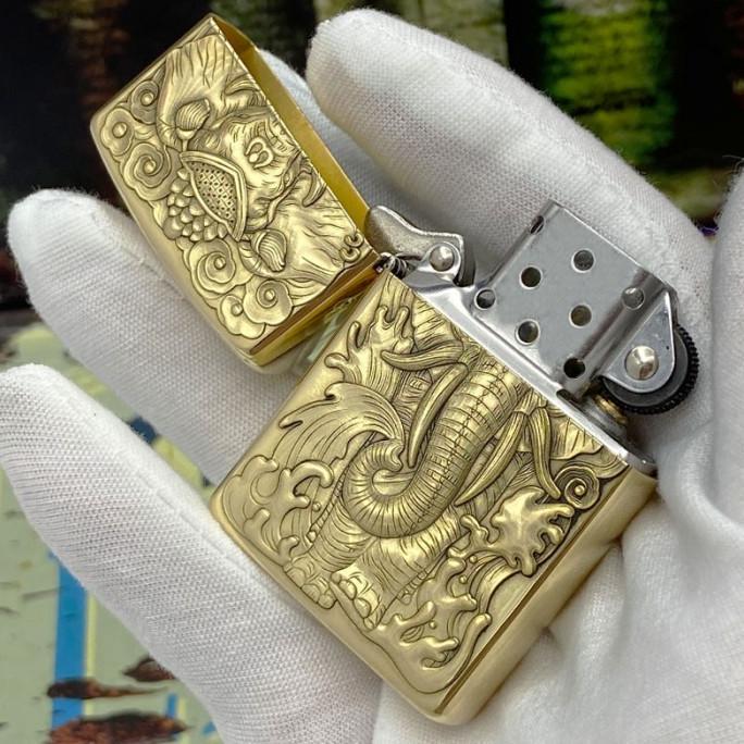 Gambar ZORO KOREK API MOTIF UKIRAN GAJAH 3D S1817 DGF354524D - Emas1 dari Koleksi Zippo Premium undefined Tokopedia