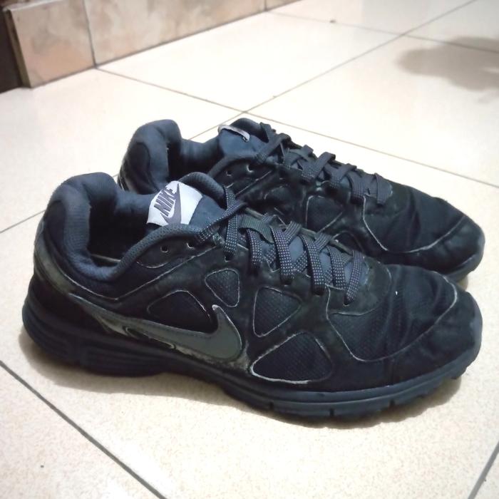 all black nikes for work