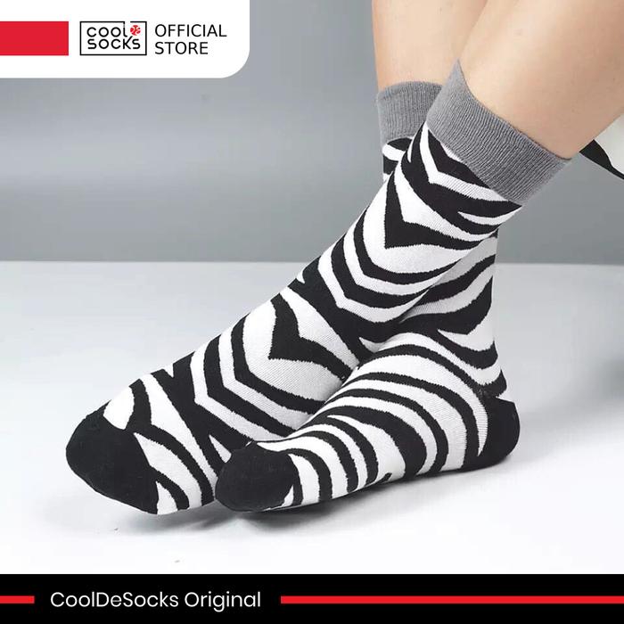 Gambar CoolDeSocks Original | Kaos Kaki Motif - Black and White Zebra Pattern dari CoolDeSocks undefined Tokopedia