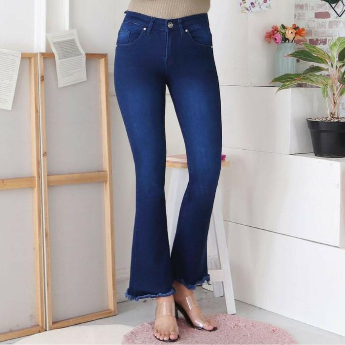 Gambar Celana Jeans cutbray wanita - Blue Diamond, 30 dari Fidel Tsabita undefined Tokopedia