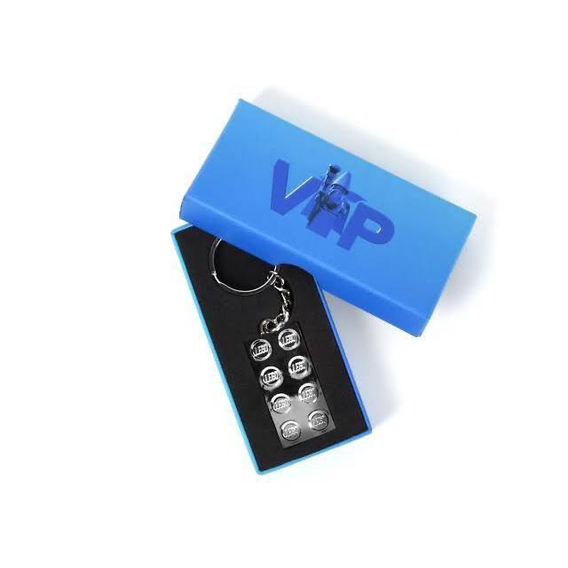 Jual LEGO 5006330 VIP Metal Brick 2x4 Keychain Kota Surabaya