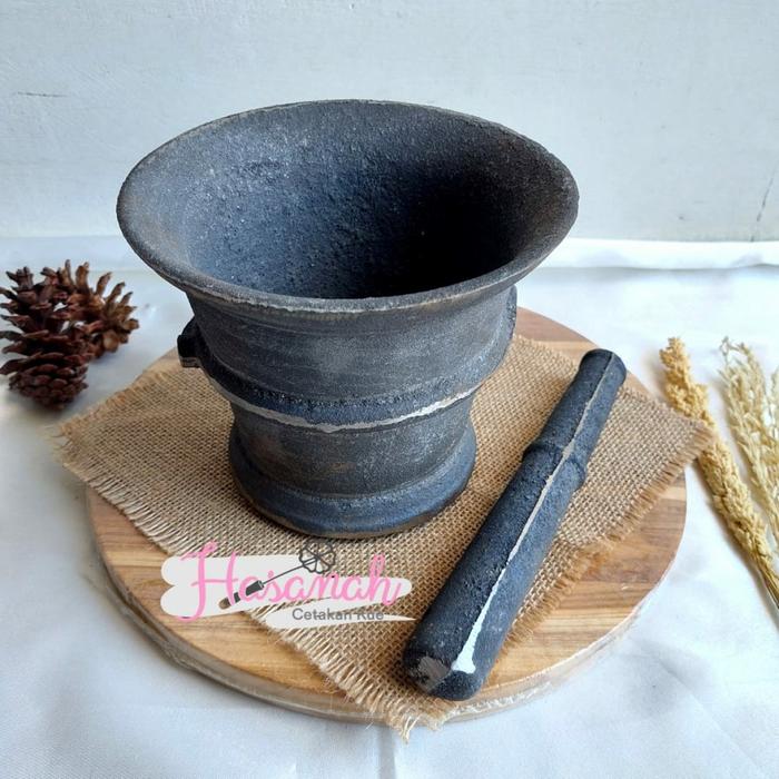 Gambar Lumpang Besi no. 5 / Lumpang Jamu /Lumpang Tumbuk Bumbu dari Bluediz undefined Tokopedia