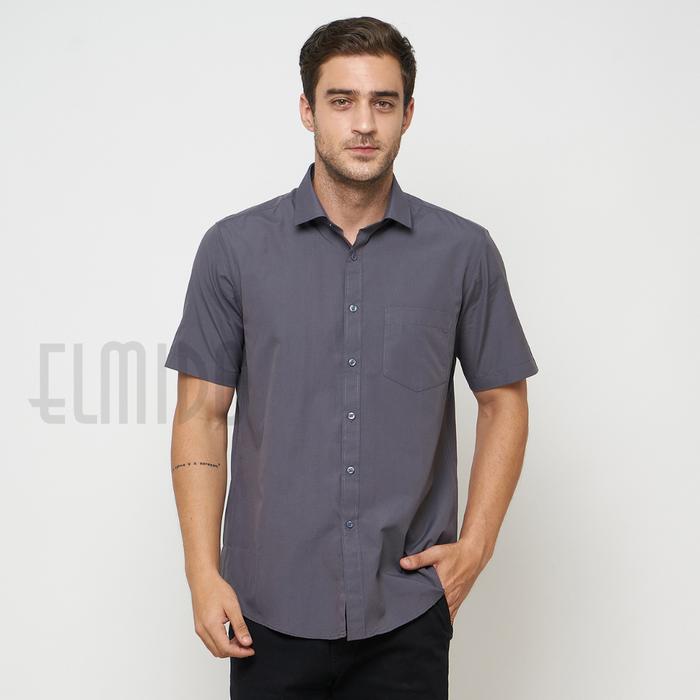 Gambar Kemeja Polos Pendek Pria Slim Fit Abu Tua Premium - ELMIDO - M dari Elmido Official undefined Tokopedia