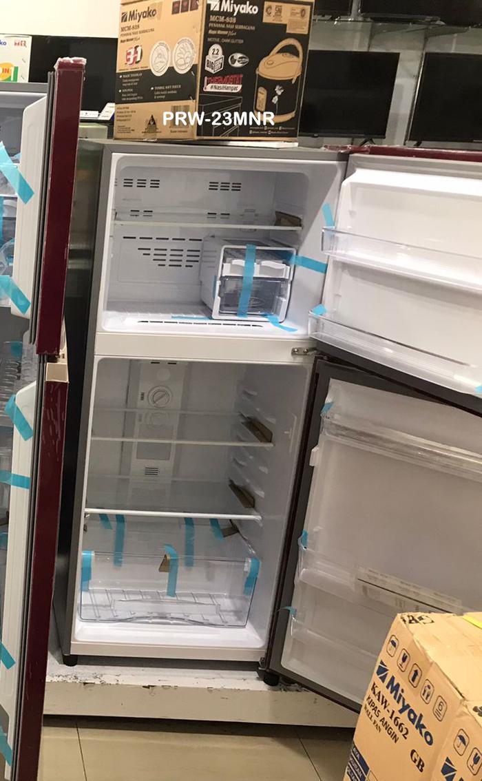 Gambar Kulkas Polytron 2 Pintu Belleza Jumbo 220-260L | Pintu Kaca Lebar 58cm - 220 Liter dari Glaen Elektronik Pontianak undefined Tokopedia