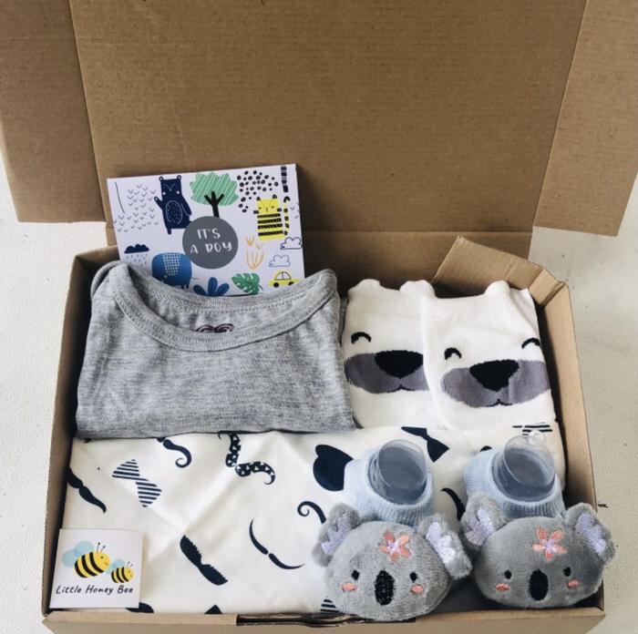 Gambar HAMPERS BABY GIRL BOY/ HAMPERS NEWBORN / KADO BAYI (0-12bln) - Paket grey dari littlehoneybeee undefined Tokopedia