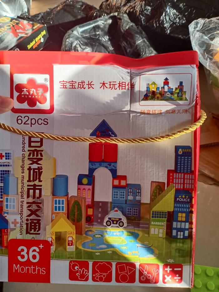 Gambar 62pcs Montessori City Blocks Mainan Edukasi Balok Susun Wooden Block - kotak penyok dari Puffy.Petto undefined Tokopedia