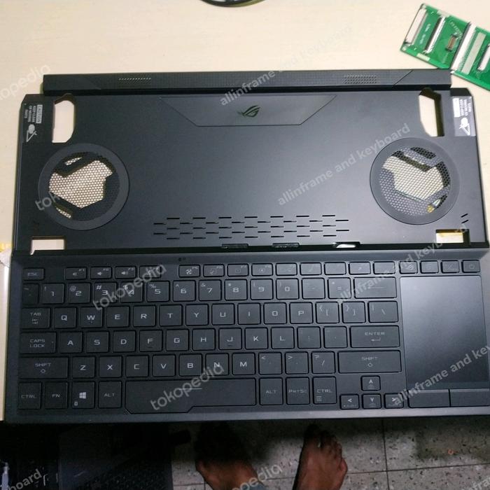 Gambar Frame keyboard Asus ROG Zephyrus Duo 15 SE GX551QM Original Cabutan dari Allinframekeyboard undefined Tokopedia