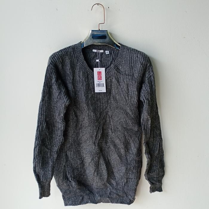 Gambar Sweater Rajut wanita Uniqlo Original/Sweater Rajut Kekinian Second dari Vava Jack brand undefined Tokopedia
