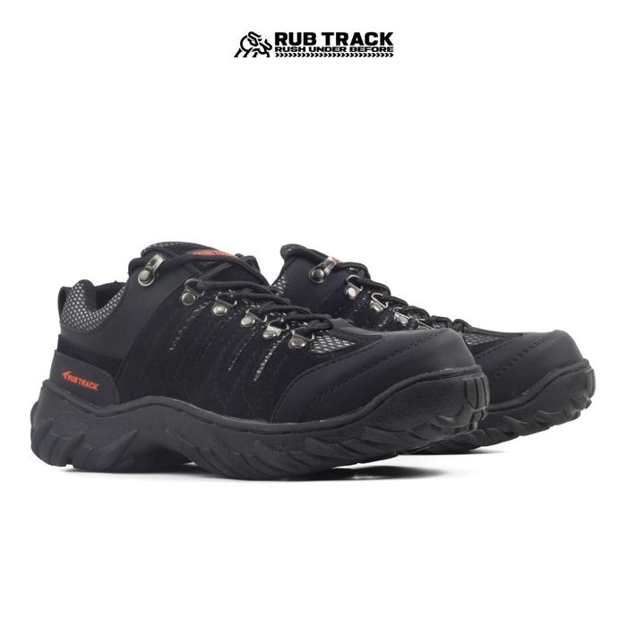 Gambar SBB X RUBTRACK DIENG SEPATU GUNUNG SAFETY BOOTS PRIA TRACKING HIKING - HITAM, 39 dari SEPATU BRANDED BANDUNG undefined Tokopedia