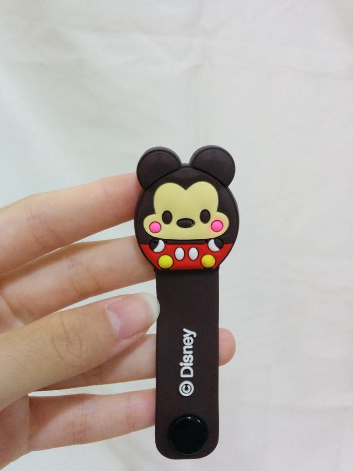 Gambar Klip Kabel / Pengikat Kabel Charger / Cord Holder / Tsum Tsum Cartoon - Mickey dari okeybeli undefined Tokopedia
