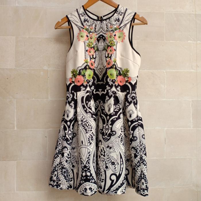 Gambar Dress mirror Miu miu branded preloved dari butik masker undefined Tokopedia