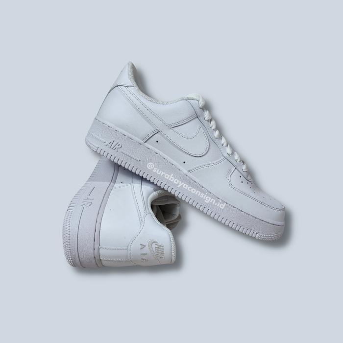 Jual AIR FORCE TRIPLE WHITE Kota Surabaya Surabayaconsign