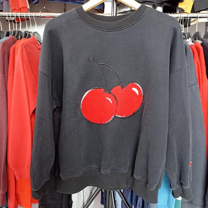 Jual crewneck kirsh cherry - Jakarta Timur - Thrift Your Soul | Tokopedia