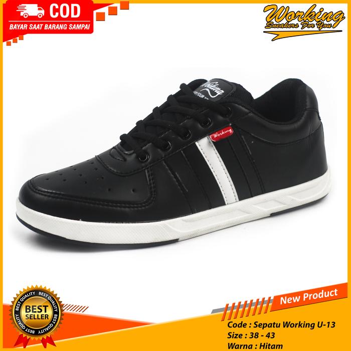 Gambar Sepatu Sneakers Lokal Fashion Pria Casual Terbaru Murah - Hitam, 42 dari erye gallery undefined Tokopedia