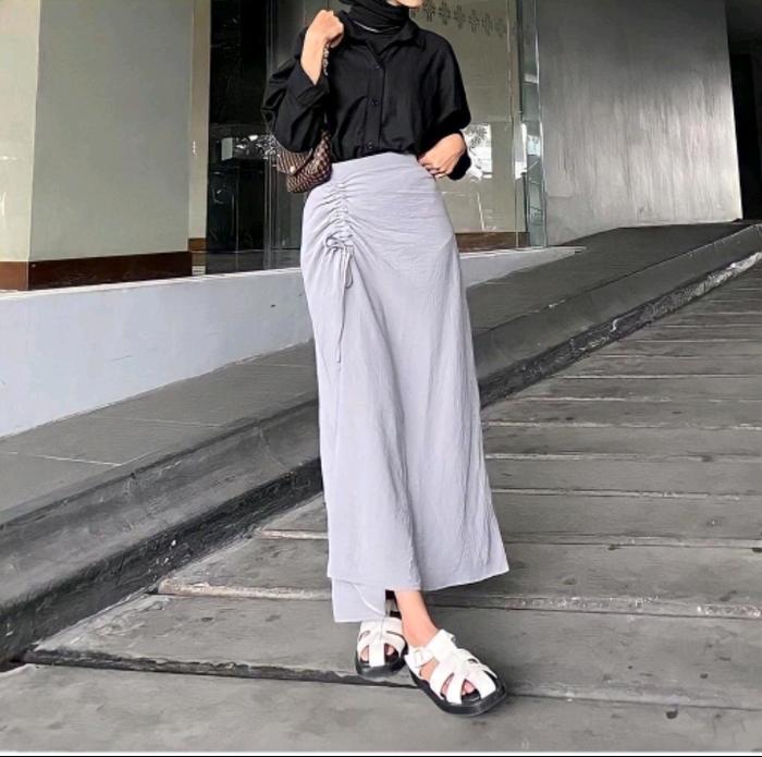 Gambar Rok Serut Samping Rok A Rok Span Kerja Korean Style Wanita korea - Abu-abu dari senjashop55 undefined Tokopedia